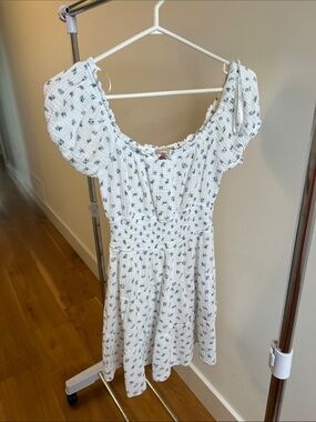 White Mini Dress with Blue and Green Floral Print and Puff Sleeves